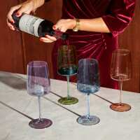 Read Wine Enthusiast Reviews